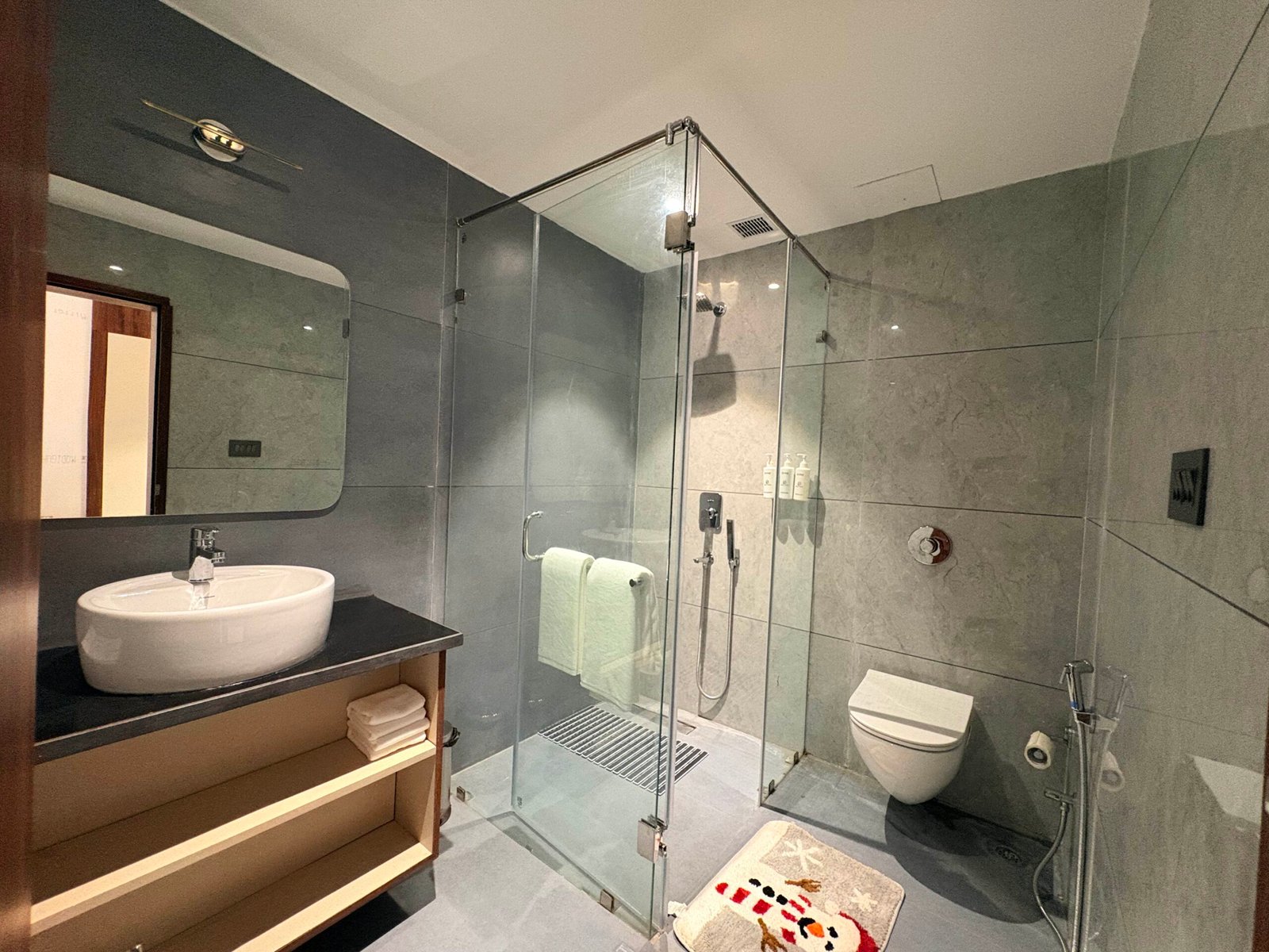 20251002_080730918_iOS